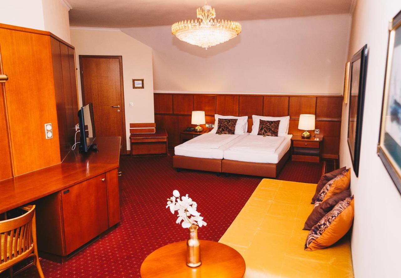 Paul'S Hotel Knittelfeld Luaran gambar